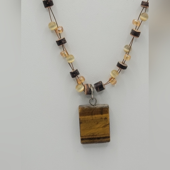 Unbranded Jewelry - Tigers Eye Pendant Necklace with Beads